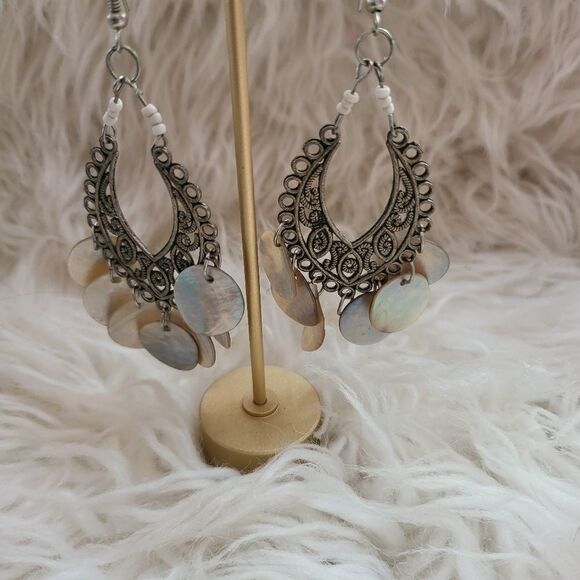 CHANDELIER antique copper filigree earrings with shell accents NWOT - Picture 1 of 2
